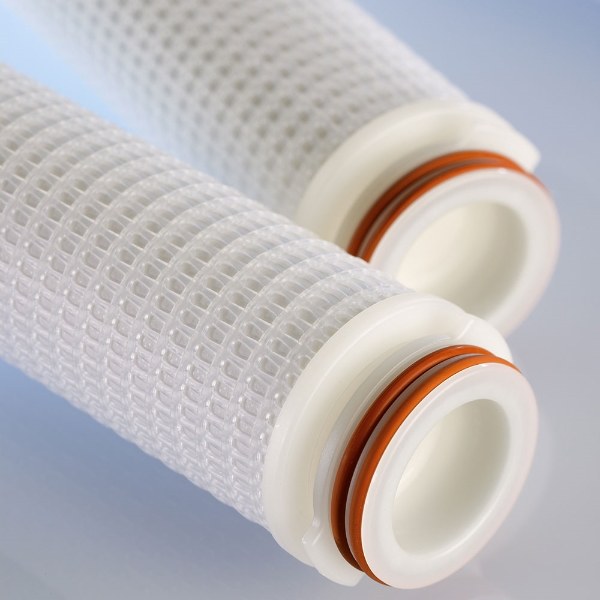2 filter cartridges with plastic filter net outer cage
