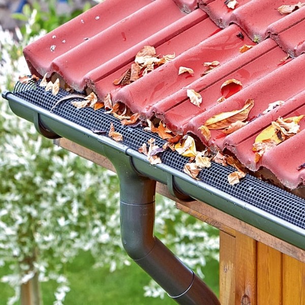 Plastic Mesh Gutter Guard Makes Your Gutter from Clogging